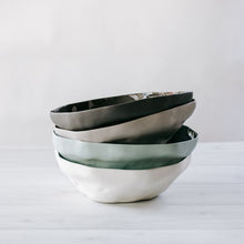 Load image into Gallery viewer, Flax Fruit Bowl d35cm - Charcoal

