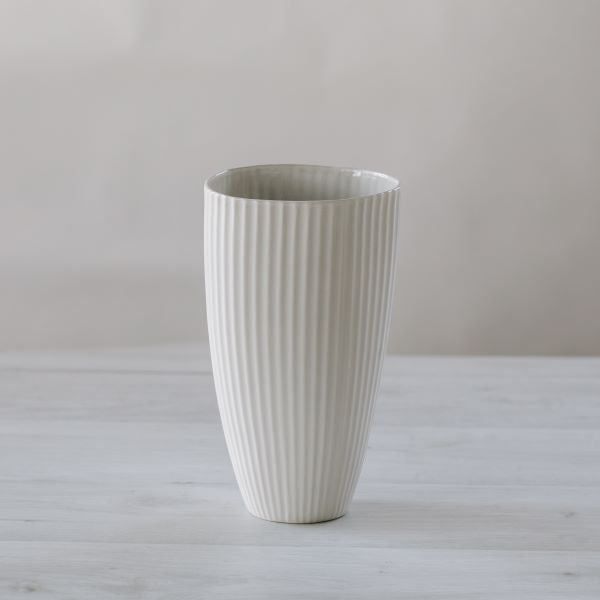 Flax Amity Vase h27cm - White